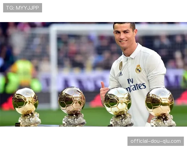 国家德比前瞻:皇马左路维尼修斯与巴萨右路孔德的直接对话成关键 国家德比前瞻:皇马左路维尼修斯与巴萨右路孔德的直接对话成关键